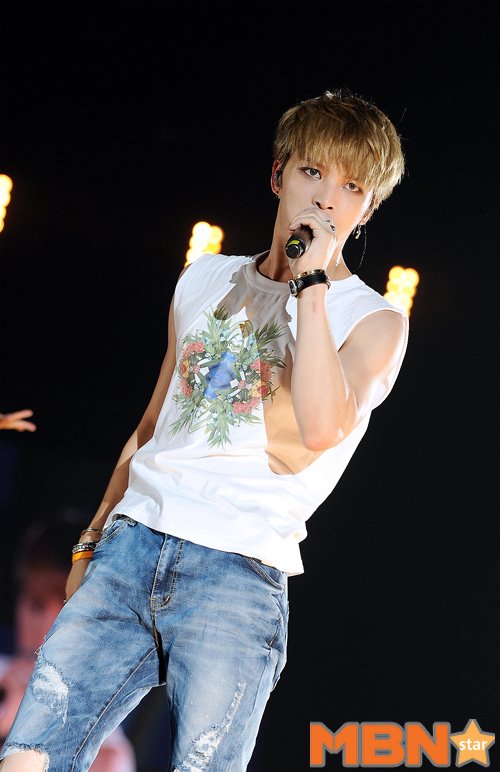 140926 mbn-81