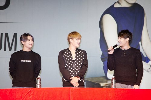 140930 sportworldi-1.jpg