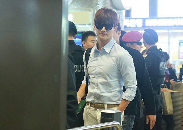 141003 onlytvxq1314-3.jpg