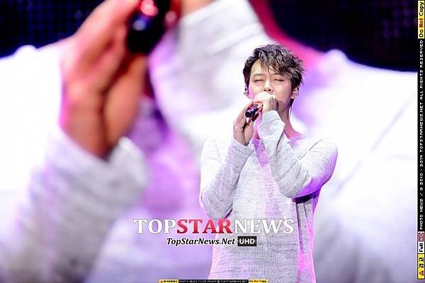 141005 Top Star News-4.jpg