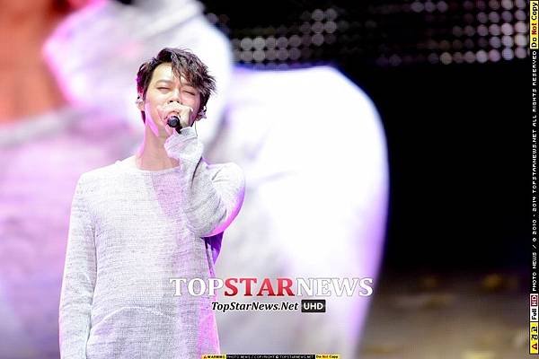 141005 Top Star News-5.jpg