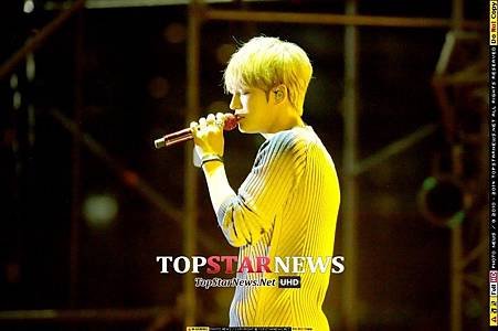 141005 Top Star News-8.jpg