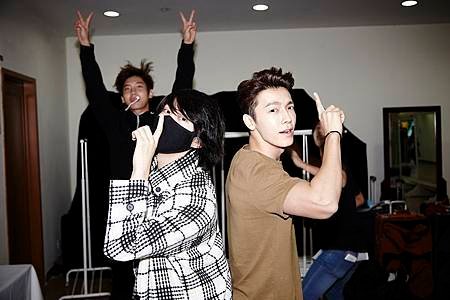 141020 smtownnow-1