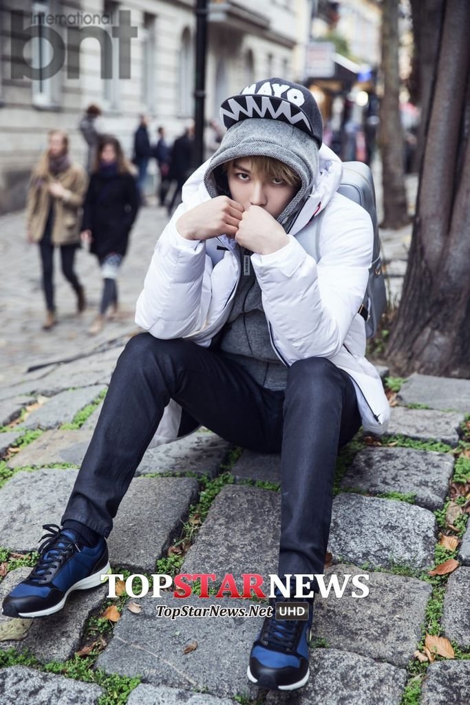 141204 Top Star News-3.jpg