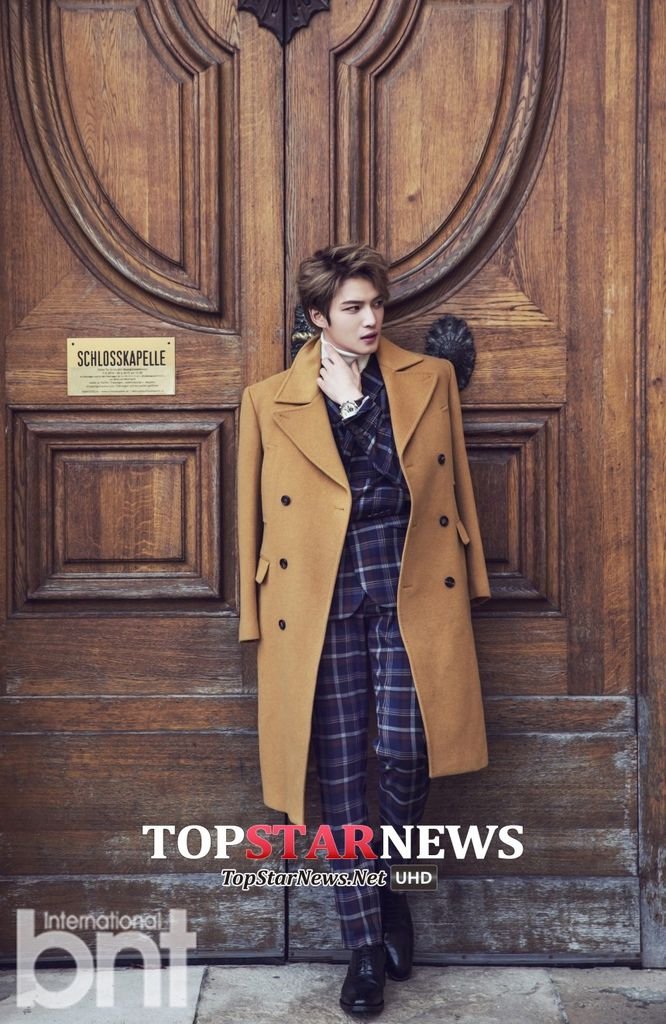 141204 Top Star News-9.jpg