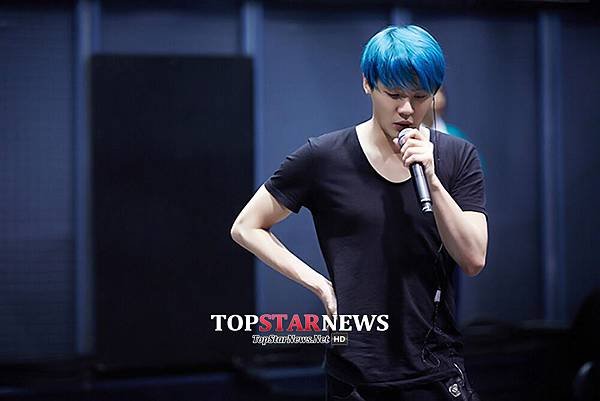 150301 Top Star News-3