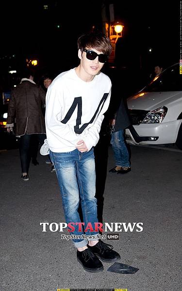 150306 Top Star News-9.jpg