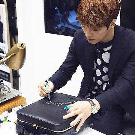 150325 MOLDIRKOREA IG-10.jpg