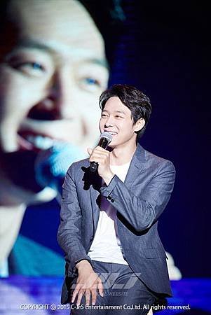 150610 JYJ Japan Official-5.jpg