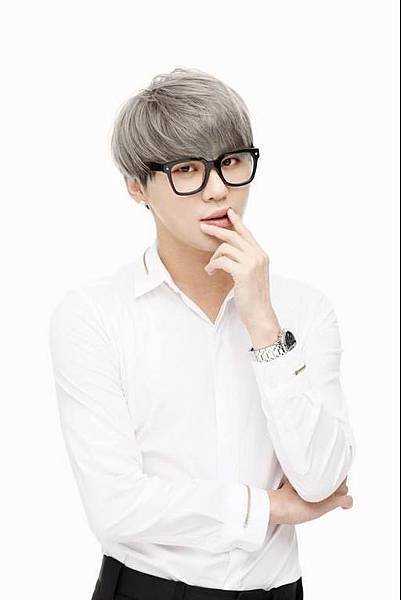 150703 ninehalfeyewear FB-2