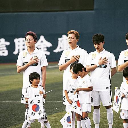 150926 fc_men_official-11