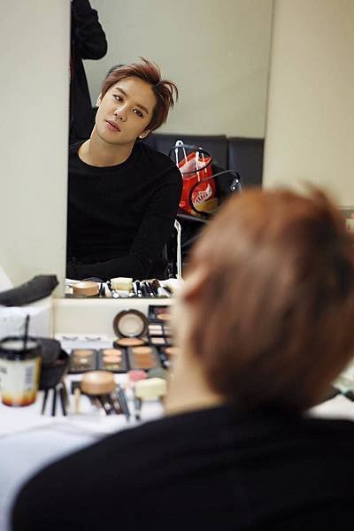 151129 JYJ FB-2