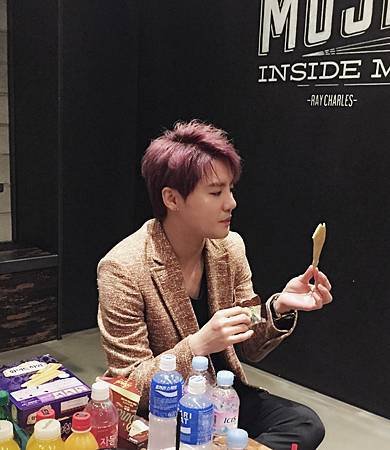 151203 JYJ FB-3.jpg