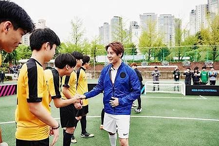 160422 fc_men_official-2.jpg