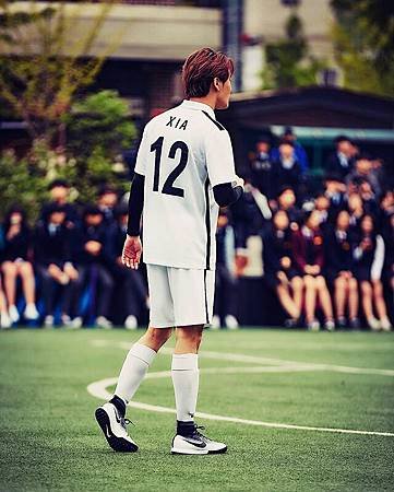 160422 fc_men_official-6.jpg