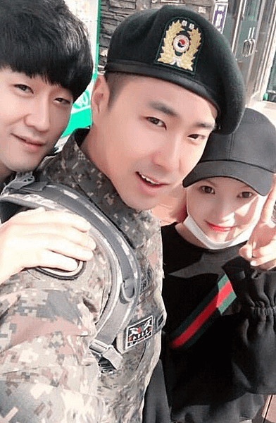 160508 Yunho_Uknow-1.jpg