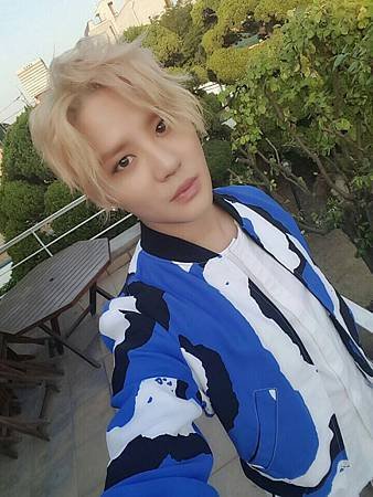 160831 JYJ FB-1