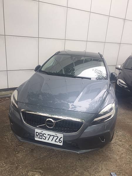 VOLVO V40 Cross Country 2017 T4 AWD 評價 3.jpg