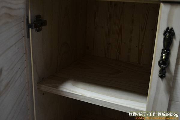 麵線的鄉村木工DIY-第一個正式作品[餐櫃] (4)