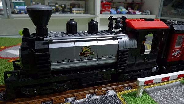 啟蒙積木 TRAIN SERIES 631 Heavy Duty Locomotive 重型蒸氣火車頭【NT $ 205】