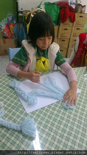 毛線辮子娃娃立體畫 DIY ( 延平 135 幼女團軍團 )