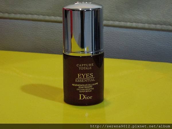 Dior 眼部精粹外觀.JPG