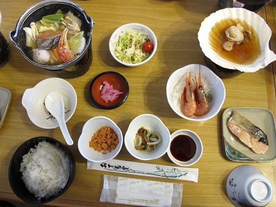 90.北海鮭魚海鮮鍋定食.JPG