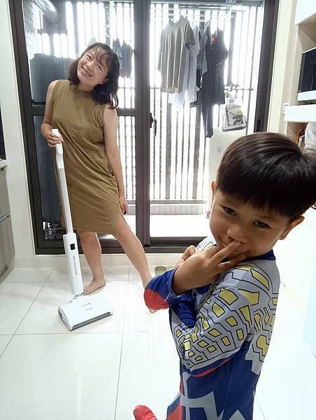 1300207.jpg