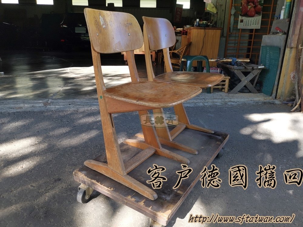德國CASALA 學校學生椅改黑色