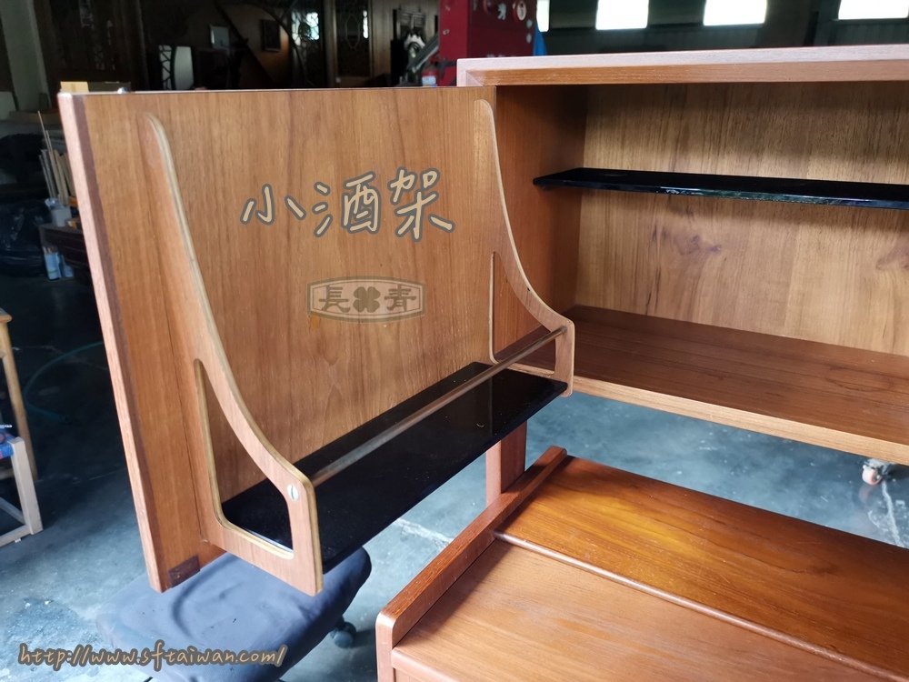 丹麥秘書梳妝台小酒吧綜合櫃整修-丹麥傢俱維修
