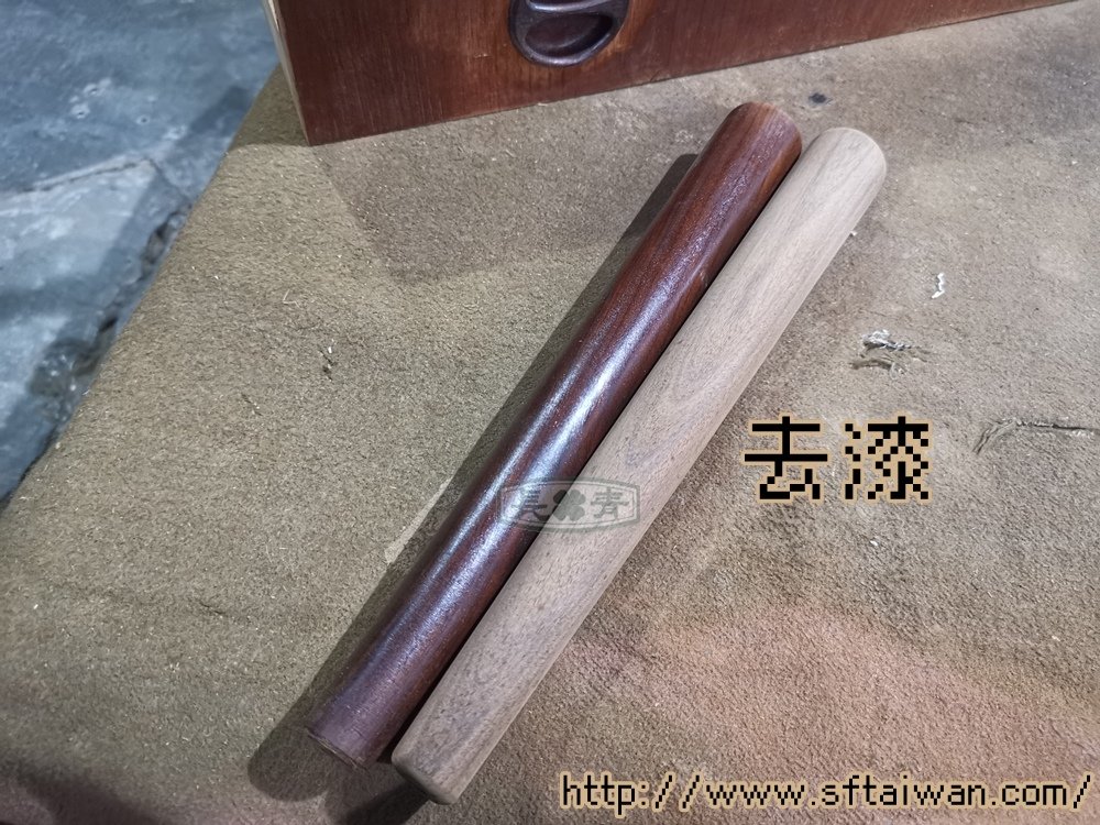丹麥三抽小邊櫃翻新