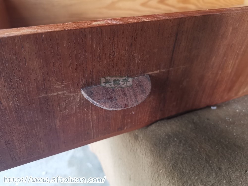 丹麥多功能綜合櫃整修-家具維修
