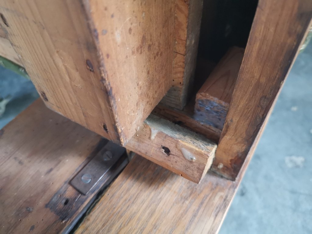 丹麥變形綠色沙發床