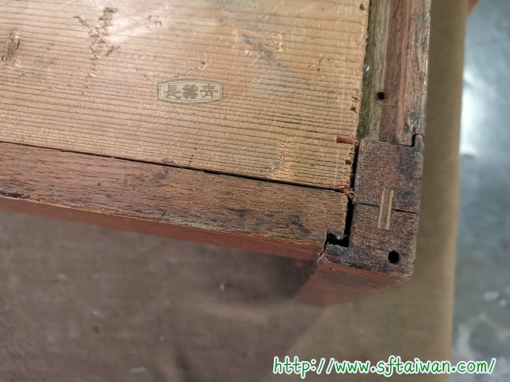 法國雙層展示櫃更換玻璃