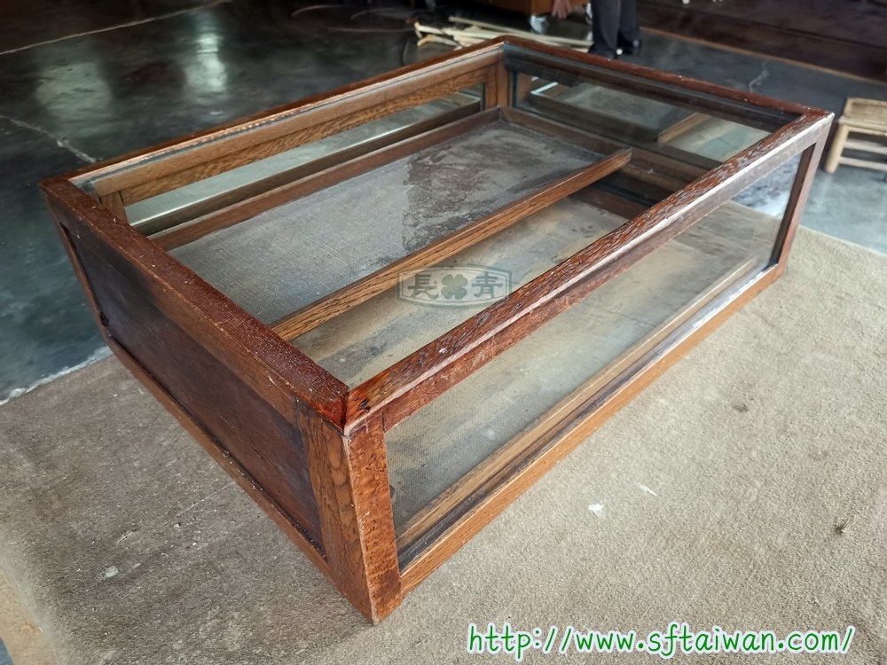 法國雙層展示櫃更換玻璃