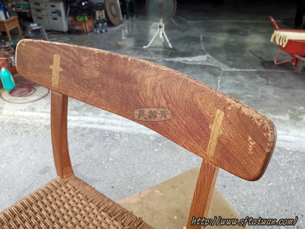 丹麥老件Hans Wegner CH23椅背靠整修