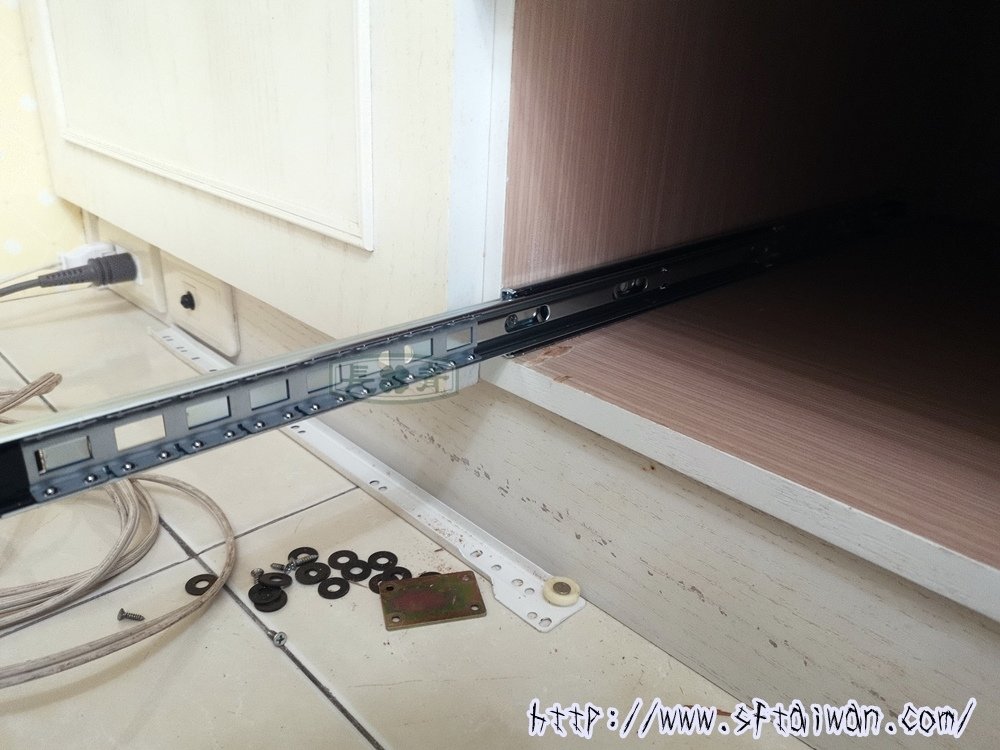 建商裝潢軌道配的有問題重新配正確軌道