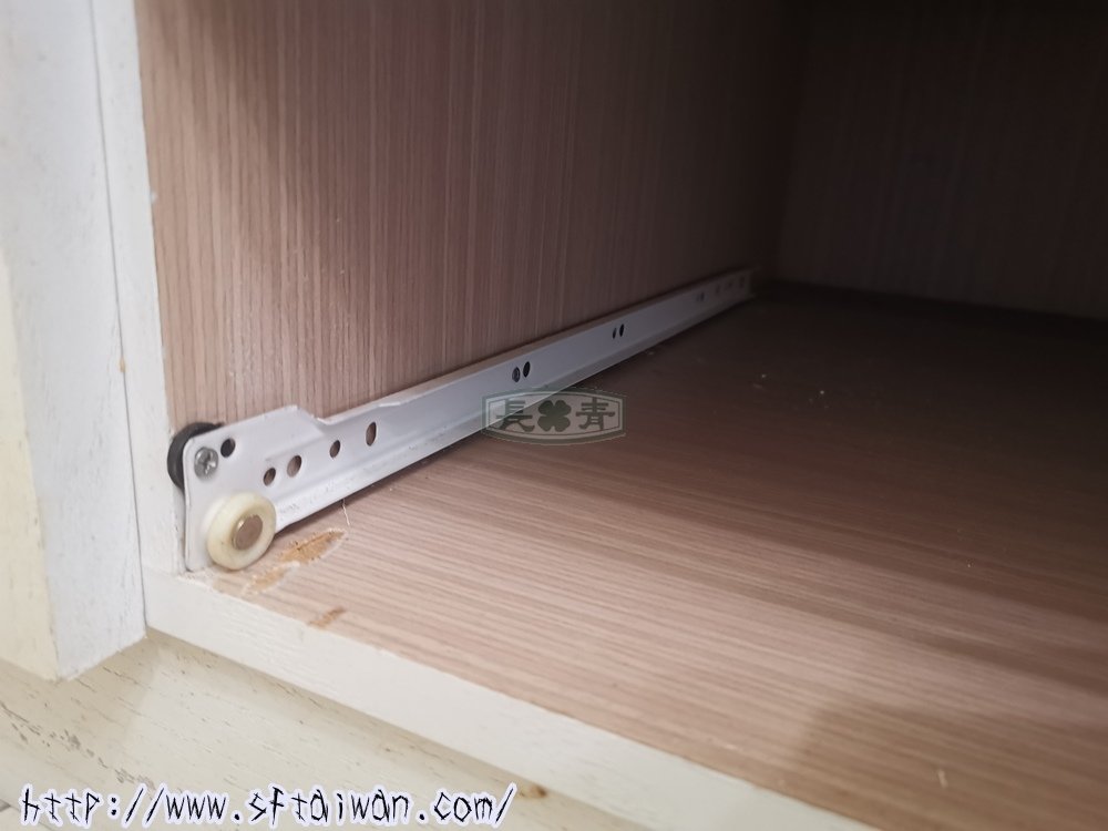 建商裝潢軌道配的有問題重新配正確軌道