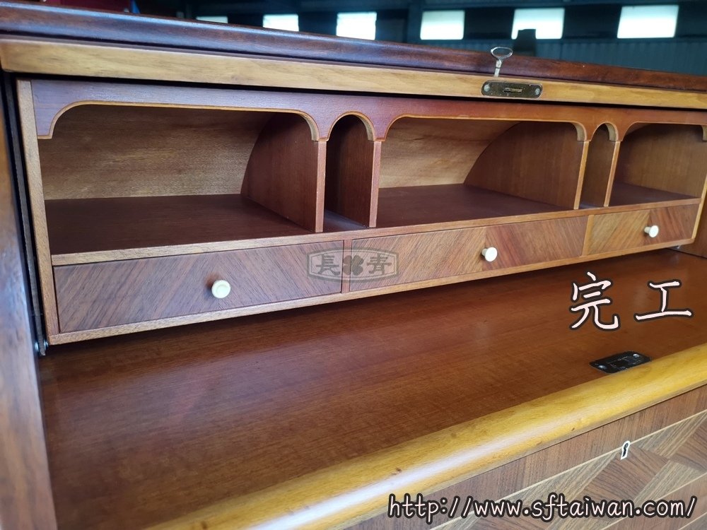 丹麥老件弧形捲蓋寫字桌漆面悽慘整修