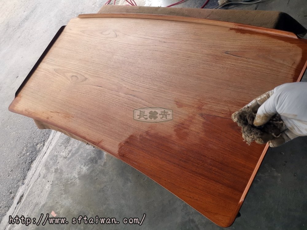 由Svend Aage Madsen設計丹麥老件書桌小整修