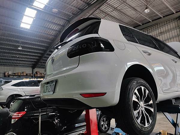 VW GOLF 0AM DQ200 閥體電腦檢修