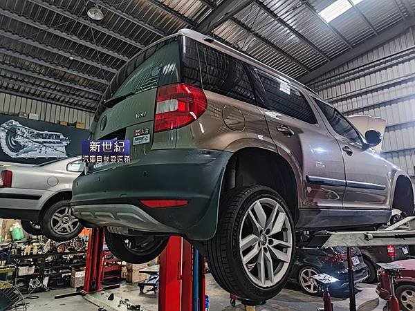 SKODA YETI 02E DQ250 變速箱異音檢修