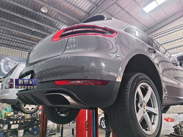 PORSCHE MACAN 0B5 DL501 減震飛輪更新