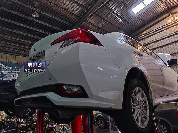 三菱 LANCER SPORTBACK W1CJA 變速箱翻