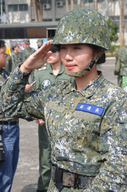 2017年01月19日國軍春節模擬共軍滲透 女狙擊手「一槍一命」神準