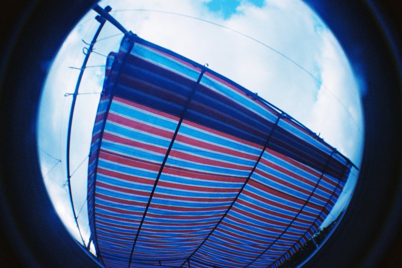 F1000009 Lomo Fisheye II X Fujifilm X-TRA 400