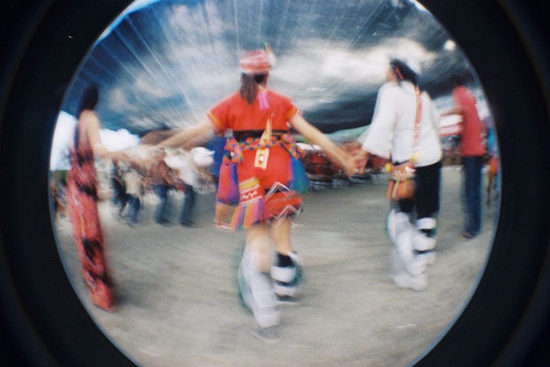 F1000014 Lomo Fisheye II X Fujifilm X-TRA 400