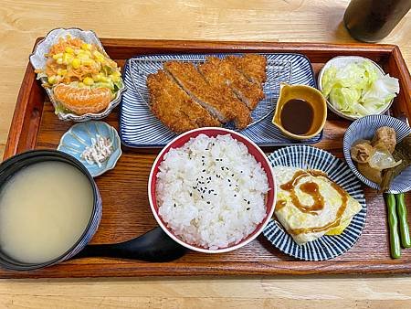 餐點1.jpg