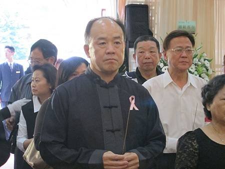 宗親會理事長莊旭賢前往文祥靈前上香