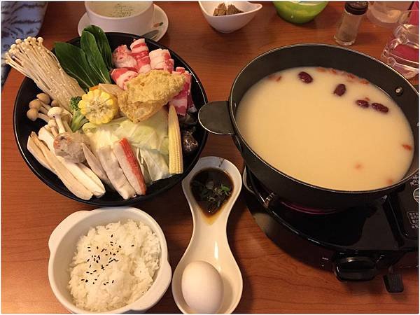 幸福２＋１情人節（ROBI in house 創意料理餐廳）_021415(4).jpg